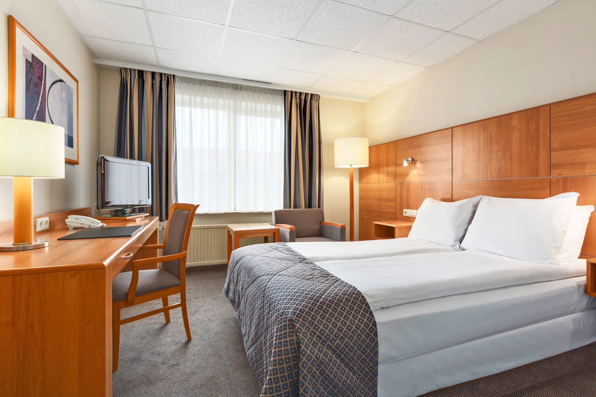 Nh Koningshof Eindhoven Bedroom Edit