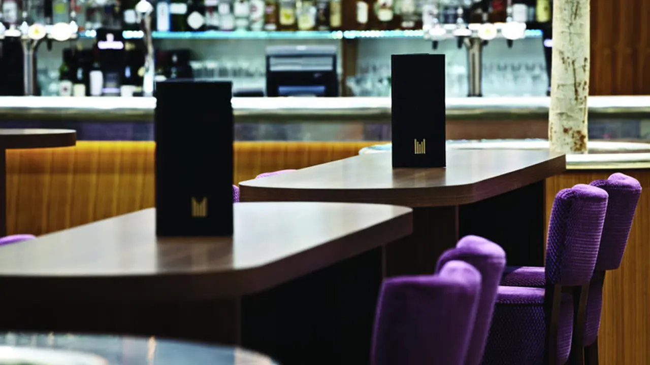 Milenium Reading Bar