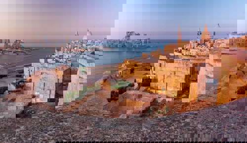 A Mediterranean island countdown