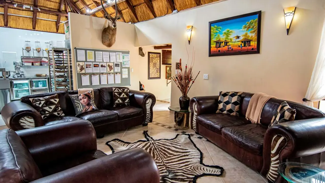 Sebatana Elephant Lodge, lounge