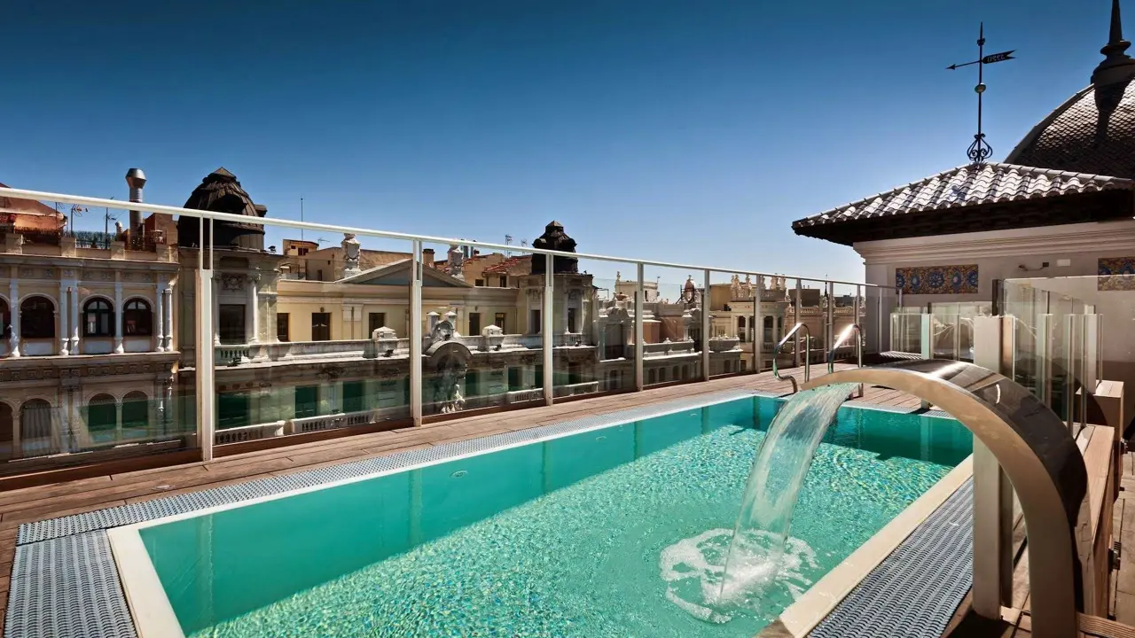 Hotel Catalonia Gran Via Madrid, Madrid Rooftop Pool