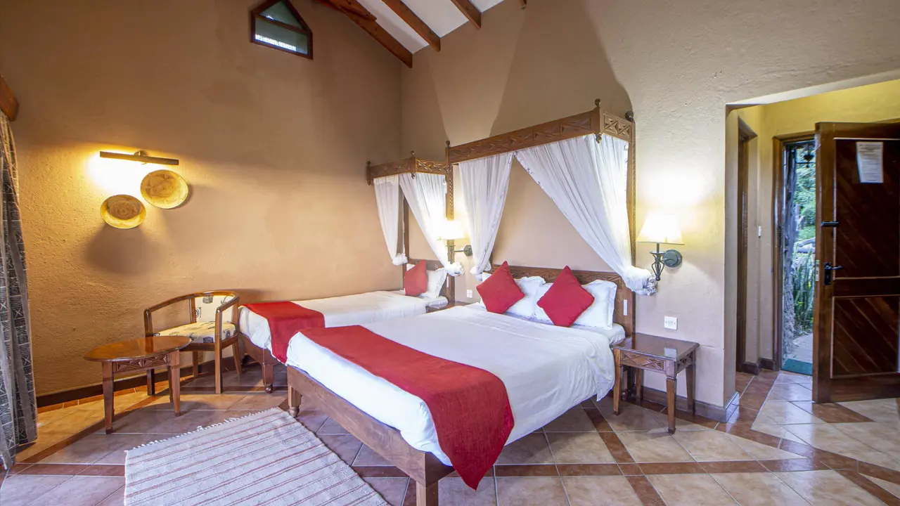 Lake Nakuru Lodge, Lake Nakuru National Park, bedroom