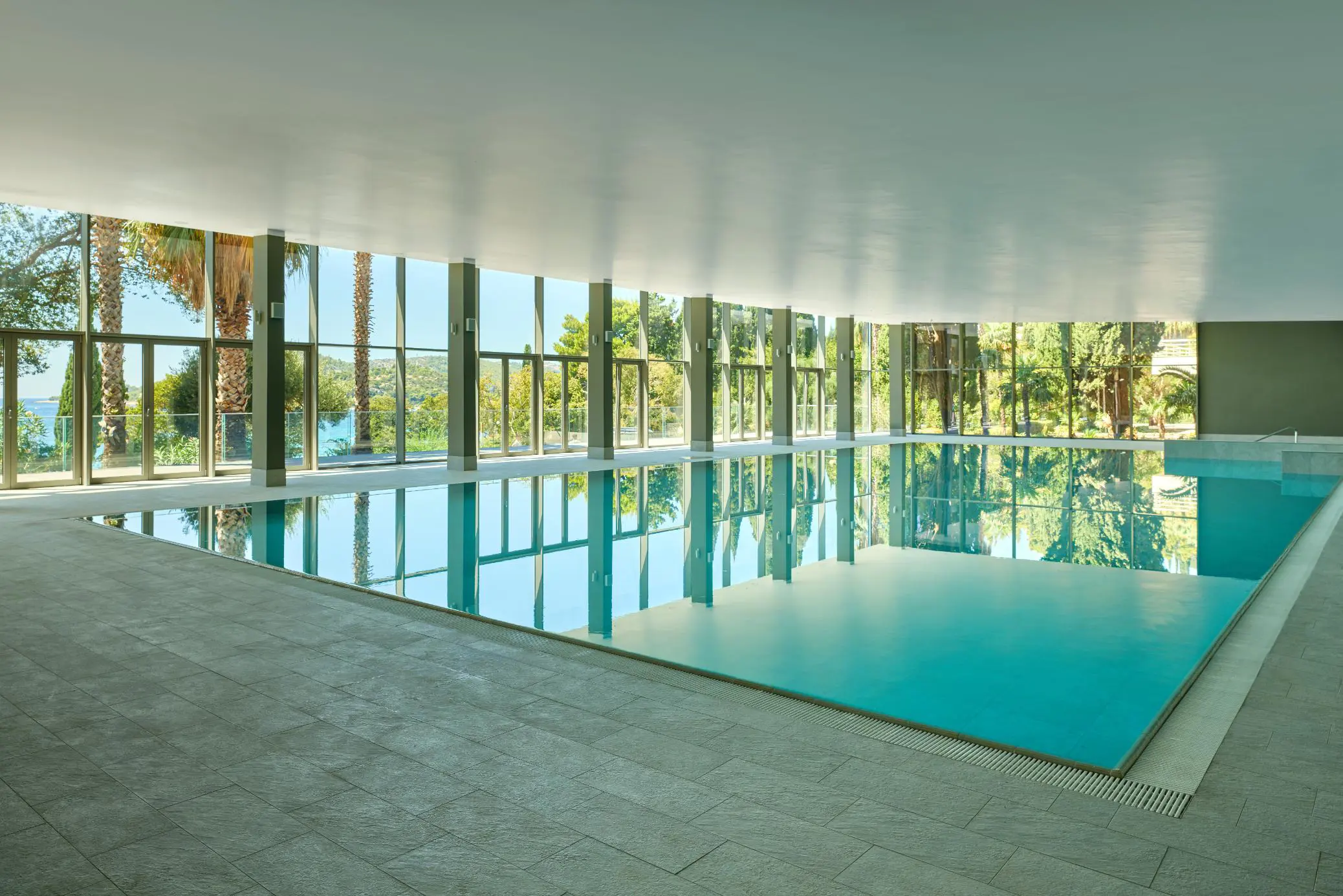 Indoor swimming pool at Hotel Horizont, Baška Voda