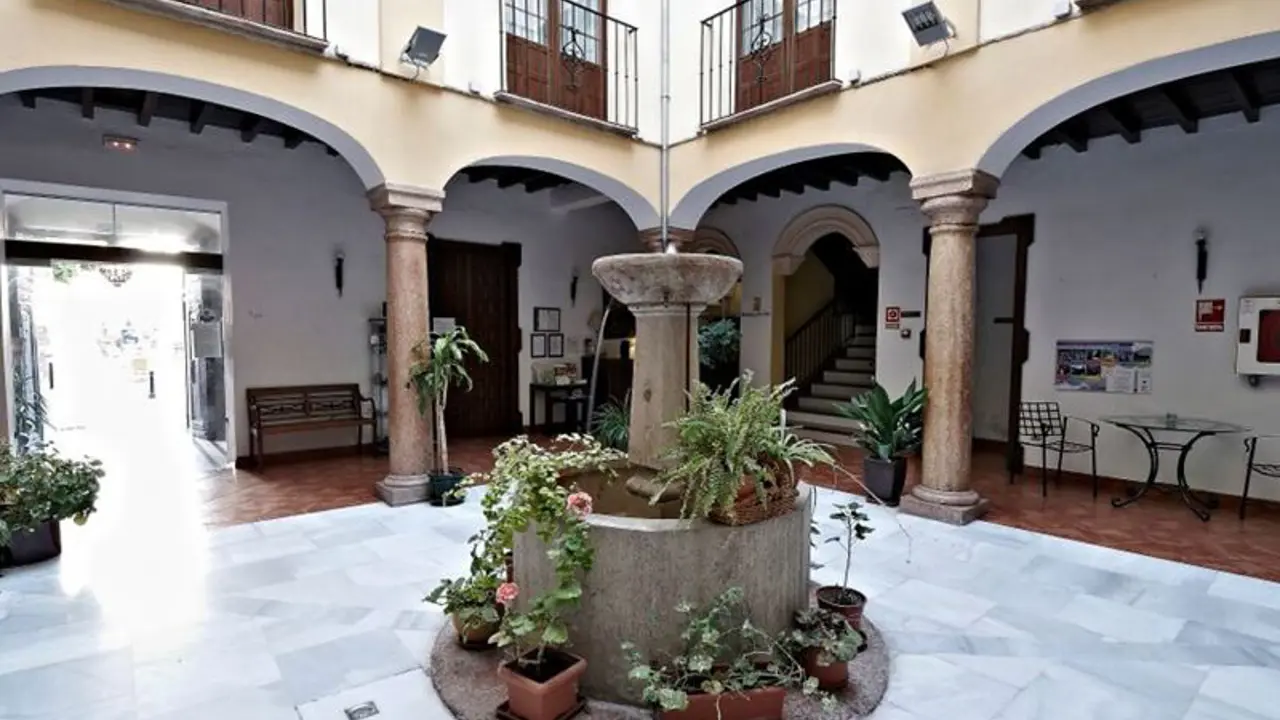 Coso Viejo Courtyard
