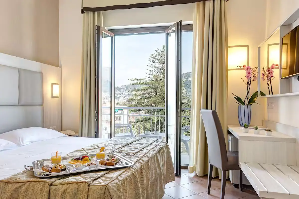 Hotel Caravel, Sant' Agnello, Bedroom