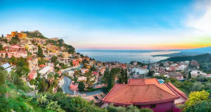 Giardini Naxos bay, Taormina