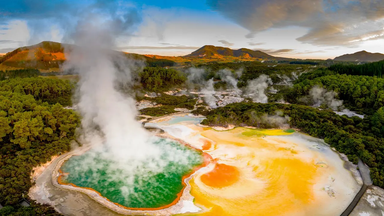 Wai-O-Tapu, Rotorua, New Zealand