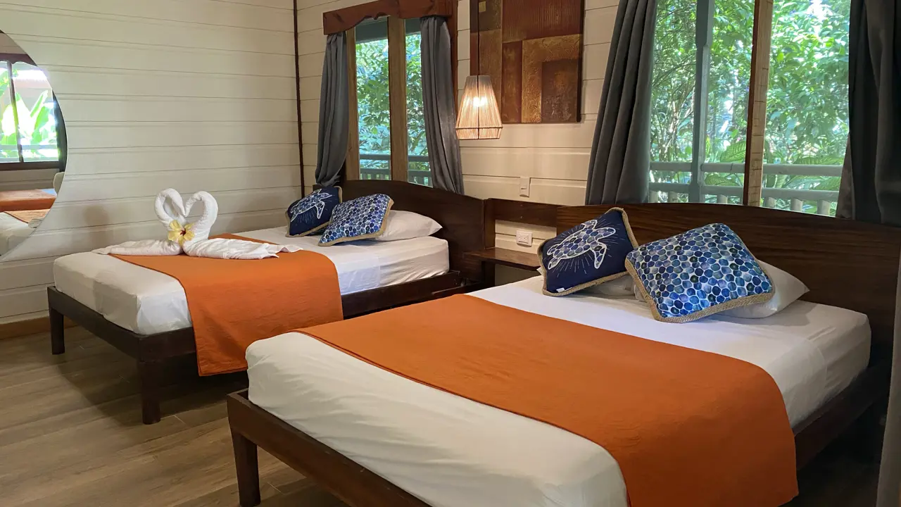 Pachira Lodge, Tortuguero National Park, Bedroom