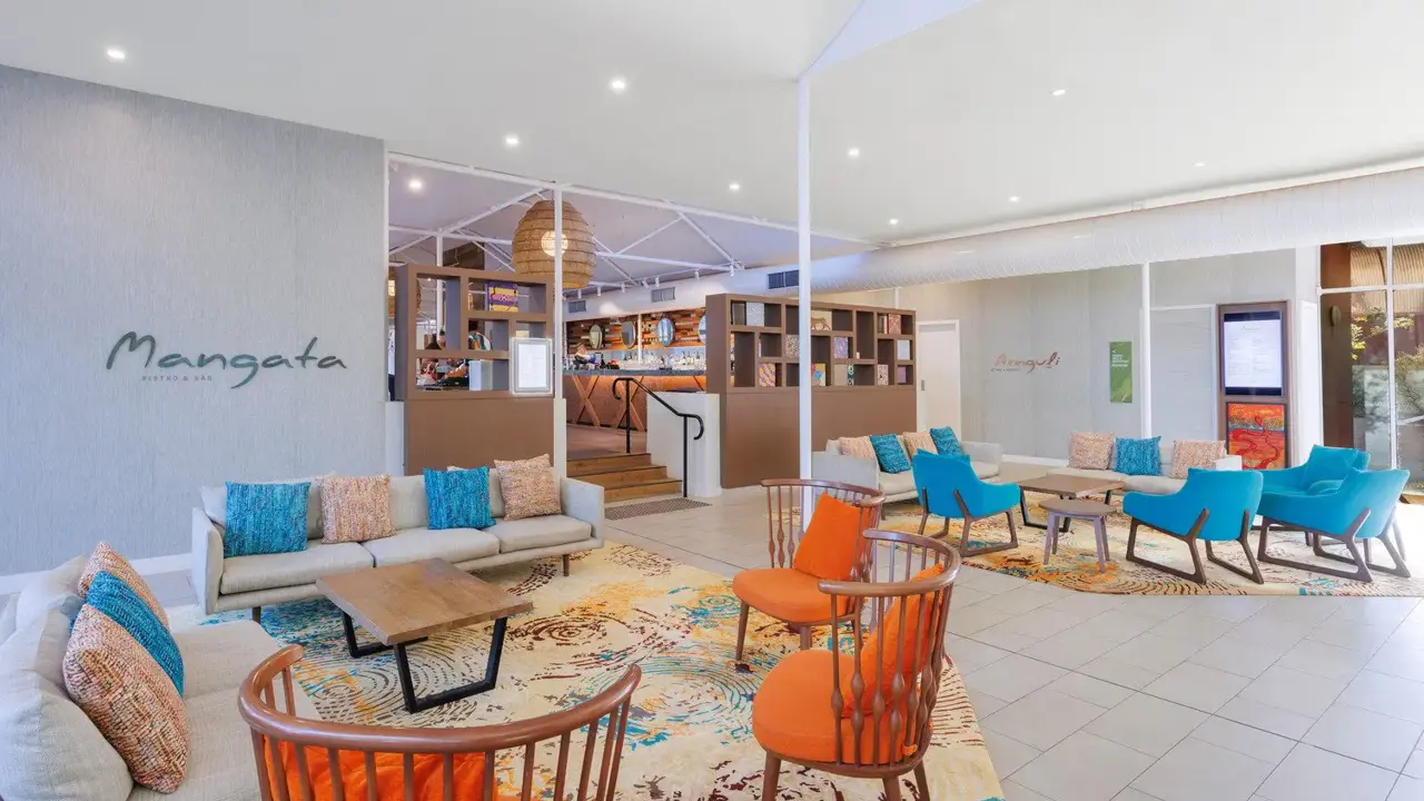 Voyages Desert Gardens Hotel, Uluru, lobby