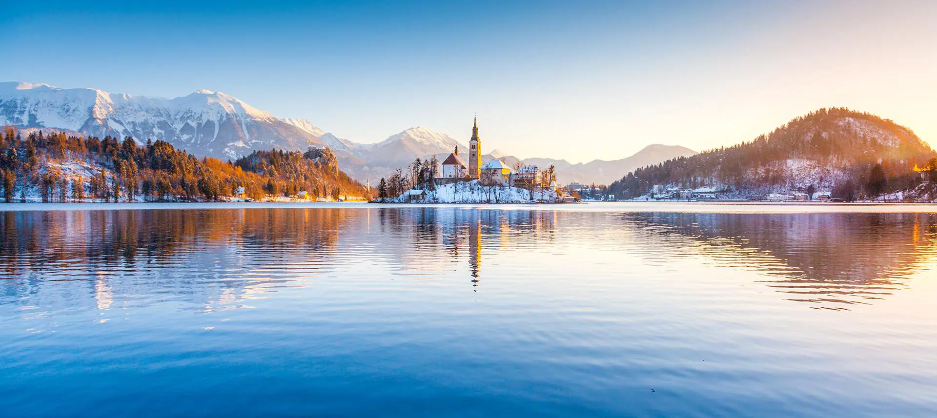 1920 Adobestock 242004661 Lake Bled Winter, Slovenia