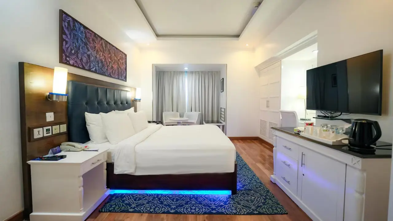 Radisson Blu Hotel, Kochi, bedroom