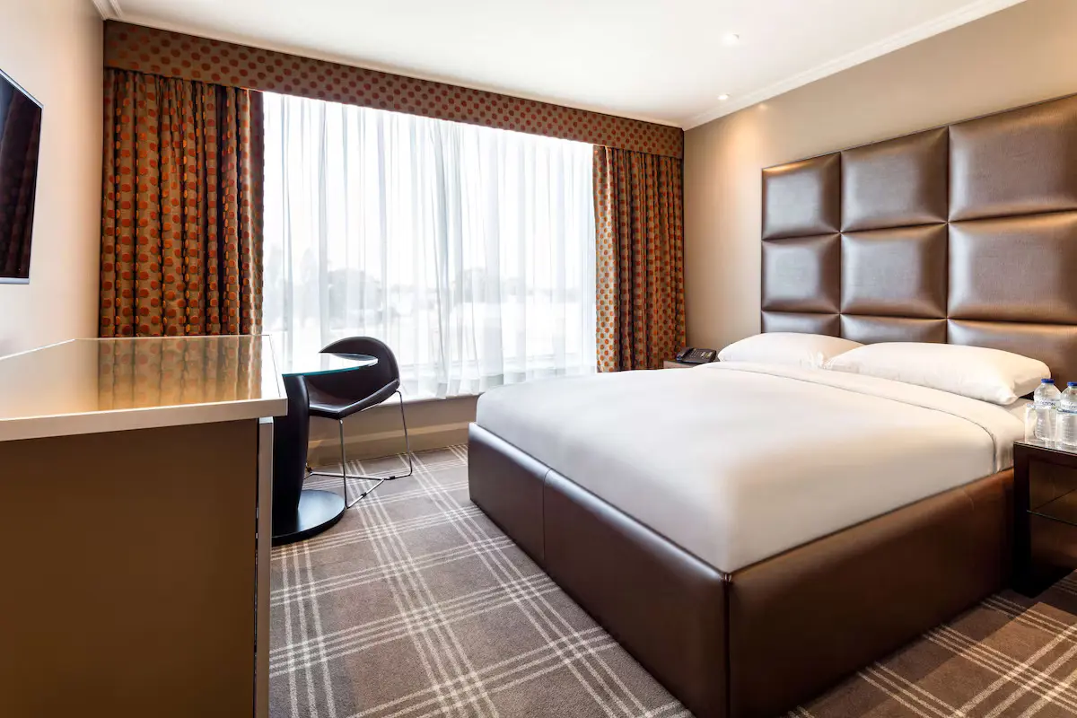 Radisson Blue Heathrow Rooms