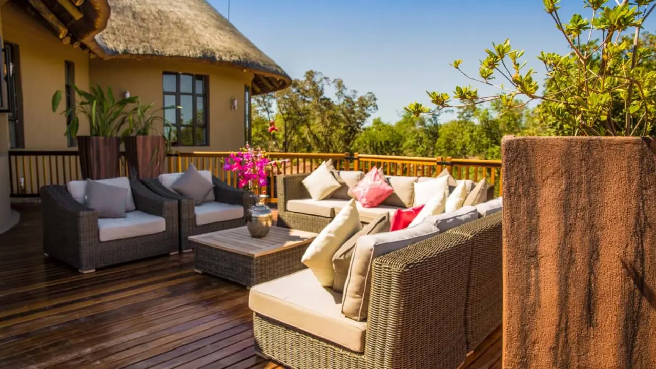 Sebatana Rhino Lodge, Lephalale, outside sitting area